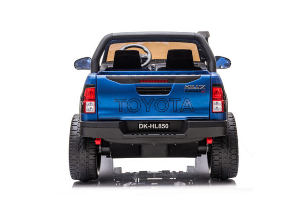 Blue Toyota Hilux Rugged 12v Ride On Car - Image 5