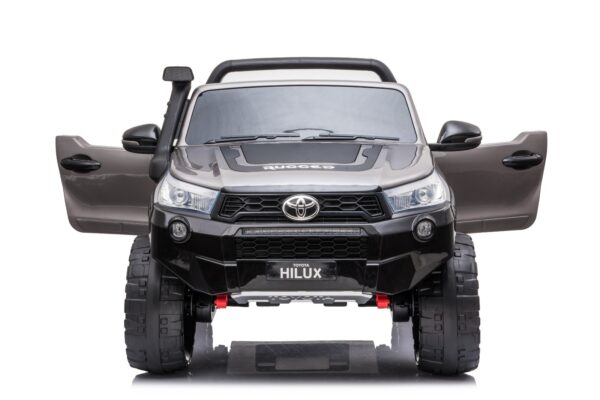 Grey Toyota Hilux Rugged Ride on Car - Image 5