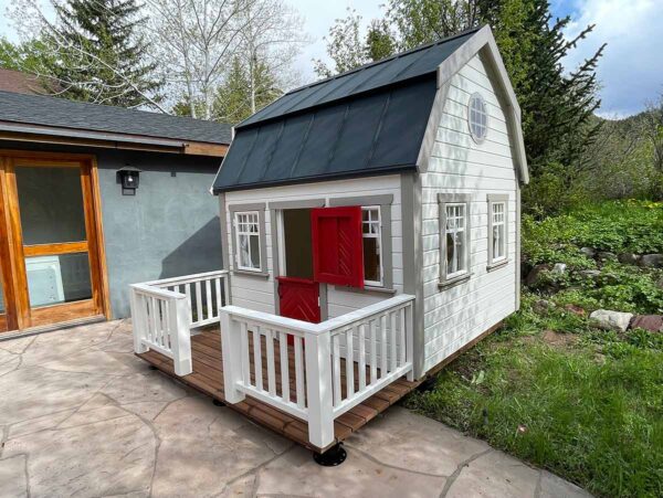 Wooden Playhouse Farmhouse 8x8 - Image 12
