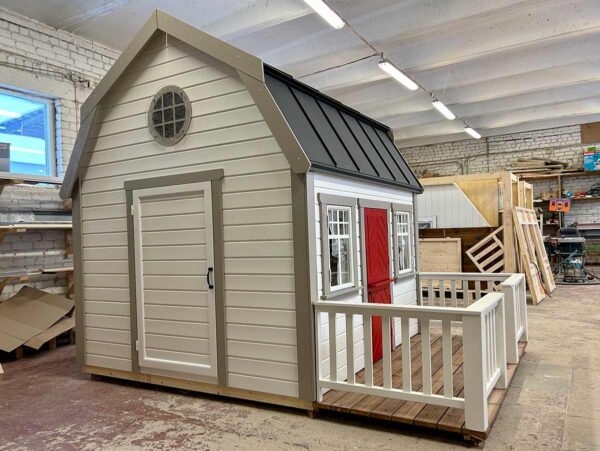 Wooden Playhouse Farmhouse 8x8 - Image 6