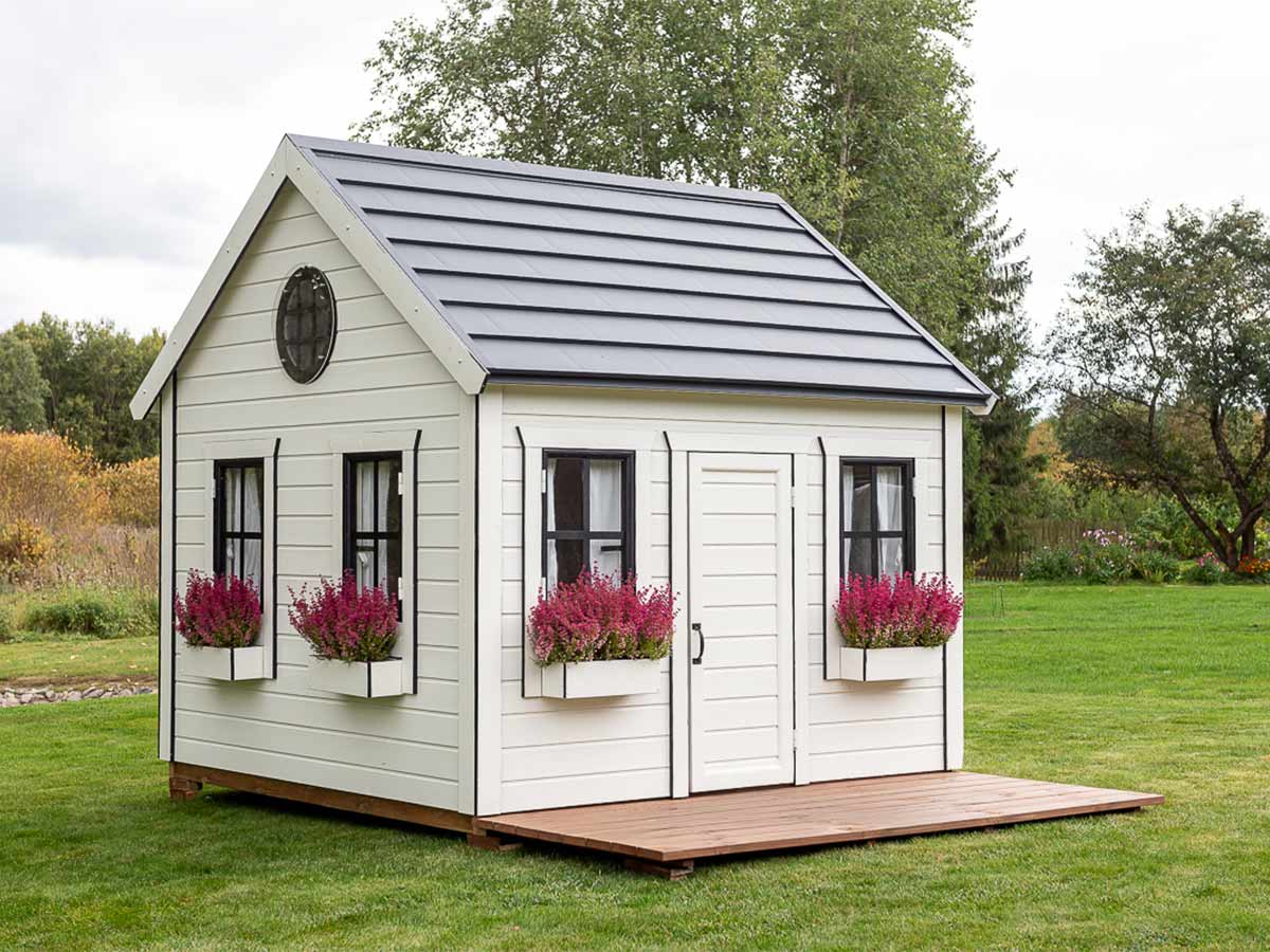 Arctic Auk 8x8 Playhouse – A Timeless Backyard Treasure from Shopping Troy USA